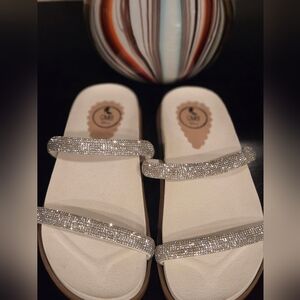 Chic Silver Women's Sandals